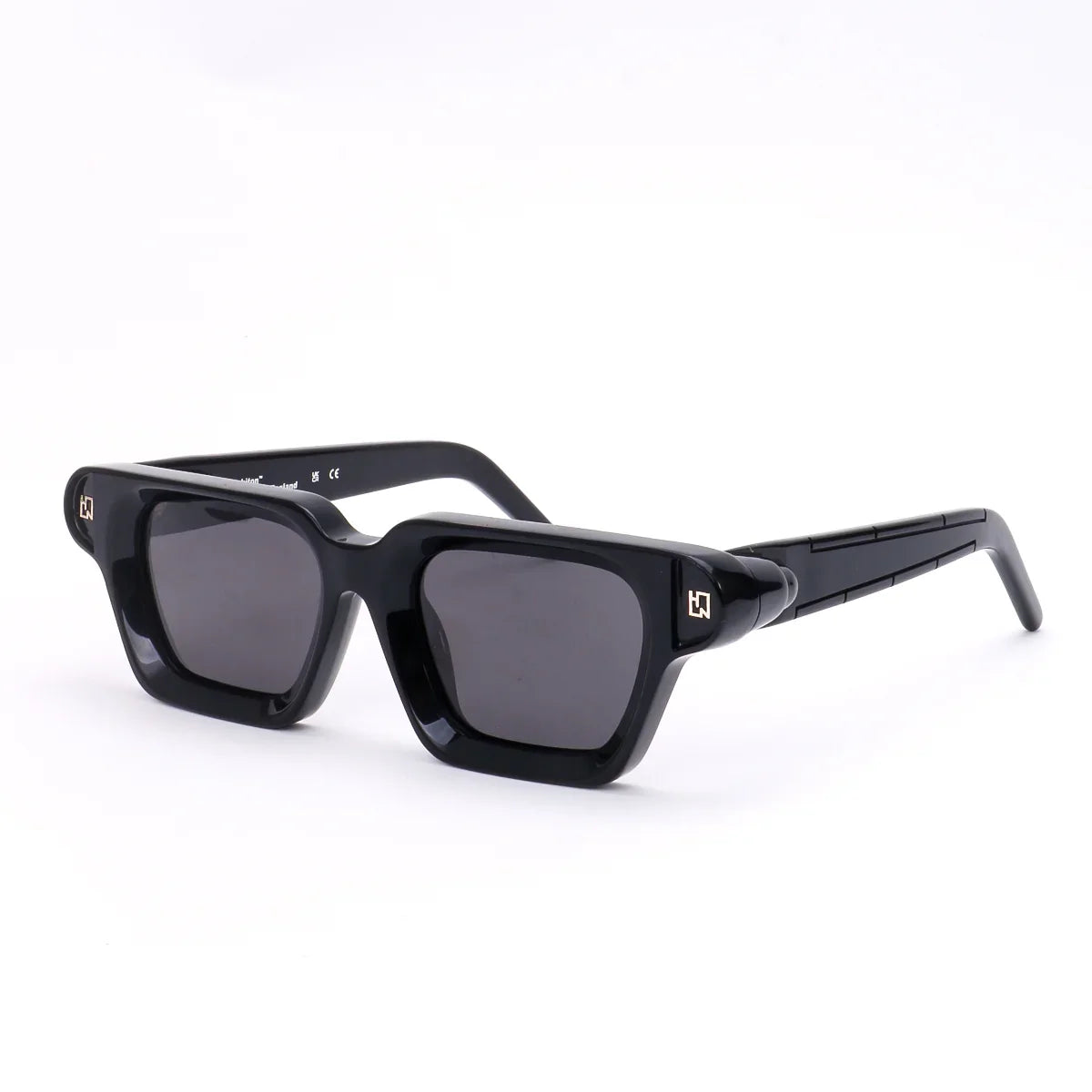 Avion d' Habiton - Midnight made from premium Acetate